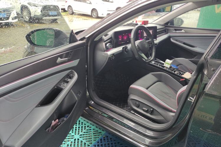 Used Volkswagen Lamando 2024 Lavida L 280TSI DSG Cool & Spicy Edition Driver Seat