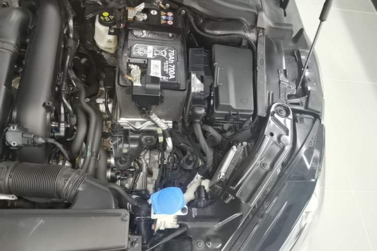Used Volkswagen Lamando 2024 Lavida L 280TSI DSG Cool & Spicy Edition Engine Bay Left