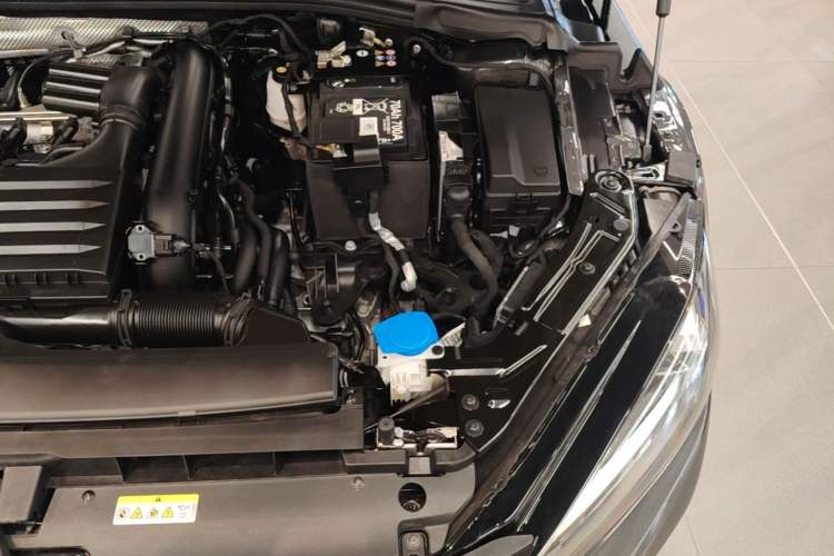 Used Volkswagen Lamando 2024 Lavida L 280TSI DSG Spicy Edition Engine Bay Left