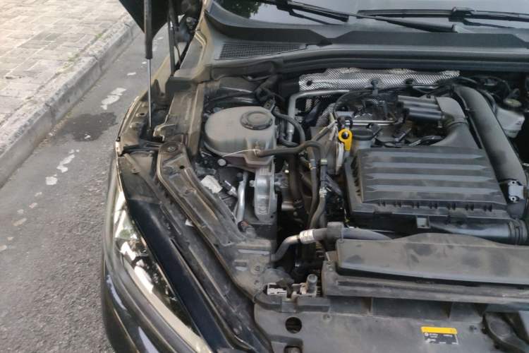 Used Volkswagen Lamando 2024 Lingdu L 200TSI DSG Trendy & Spicy Edition Engine Bay Right