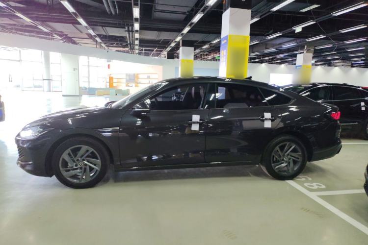 Used Volkswagen Lamando 2024 Lingdu L 200TSI DSG Trendy & Spicy Edition Exterior 3