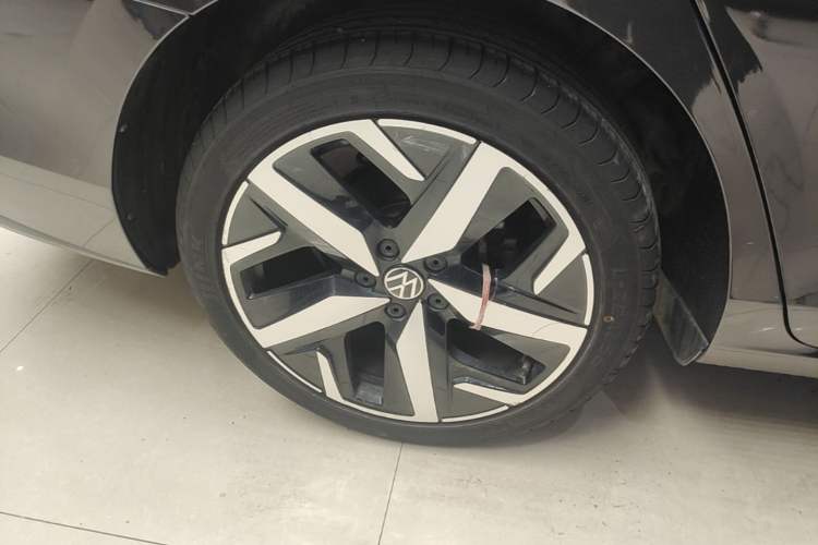 Used Volkswagen Lamando 2024 Lavida L 280TSI DSG Cool & Spicy Edition Exterior 5