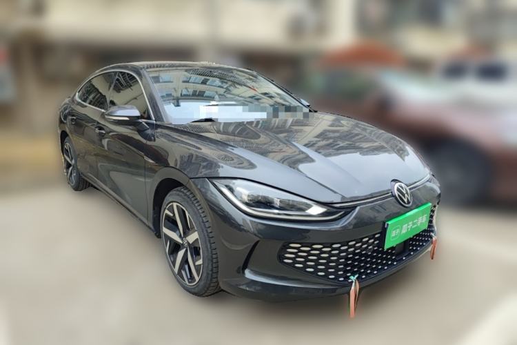 Used Volkswagen Lamando 2024 Lavida L 280TSI DSG Cool & Spicy Edition Front Right 45 Deg