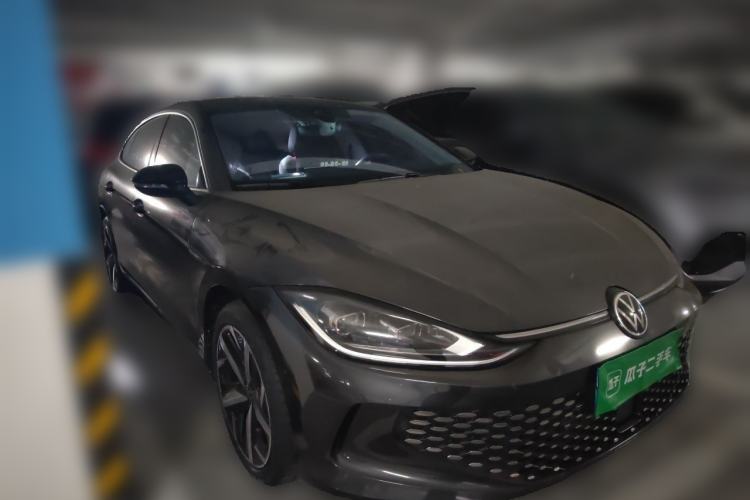 Used Volkswagen Lamando 2024 Lavida L 280TSI DSG Cool & Spicy Edition Front Right 45 Deg