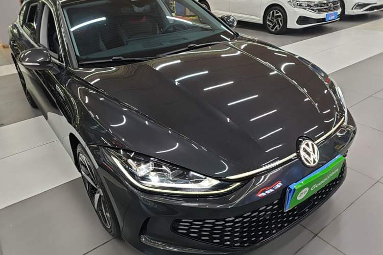 Used Volkswagen Lamando 2024 Lavida L 280TSI DSG Cool & Spicy Edition Front Right 45 Deg
