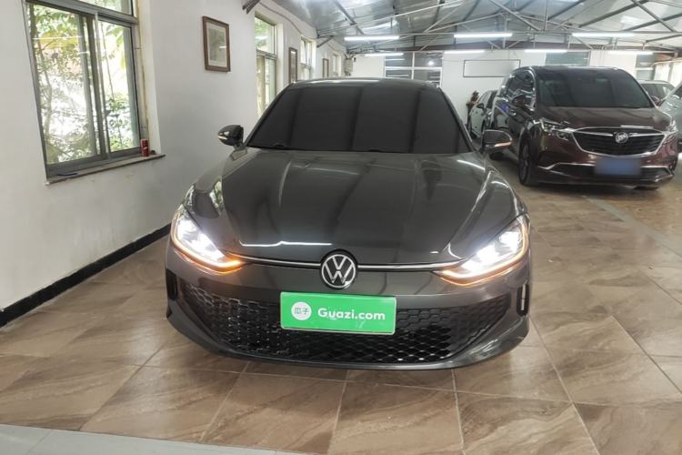 Used Volkswagen Lamando 2024 Lingdu L 200TSI DSG Trendy & Spicy Edition Front