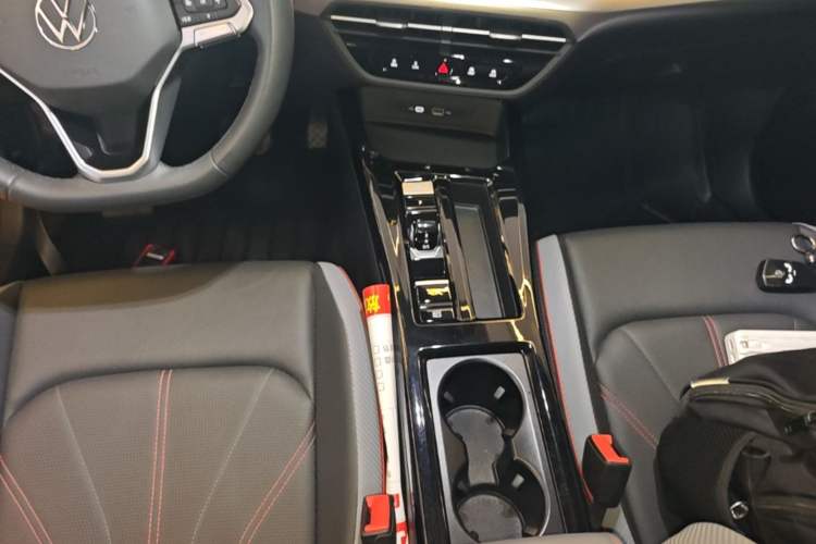 Used Volkswagen Lamando 2024 Lavida L 280TSI DSG Spicy Edition Gear Lever
