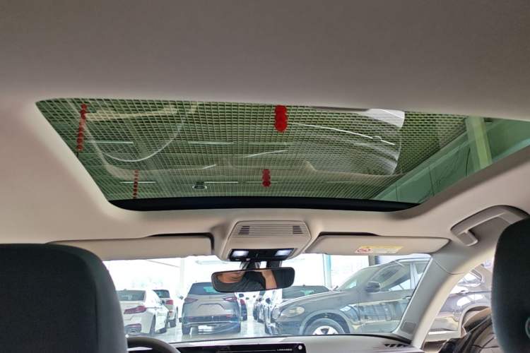 Used Volkswagen Lamando 2024 Lingdu L 200TSI DSG Trendy & Spicy Edition Headliner