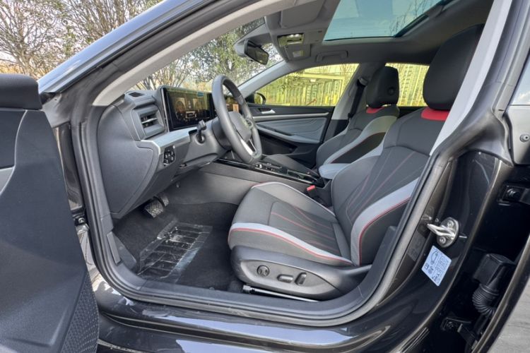 Used Volkswagen Lamando 2024 Lavida L 280TSI DSG Spicy Edition Interior 2