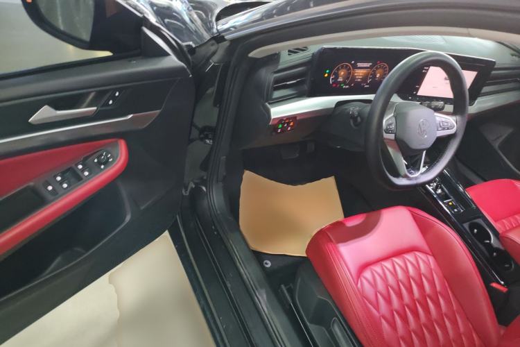 Used Volkswagen Lamando 2024 Lingdu L 200TSI DSG Trendy & Spicy Edition Interior 3