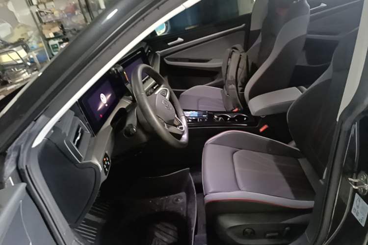 Used Volkswagen Lamando 2024 Lavida L 280TSI DSG Spicy Edition Left Front Seat