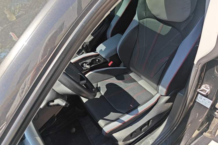 Used Volkswagen Lamando 2024 Lavida L 280TSI DSG Spicy Edition Left Front Seat