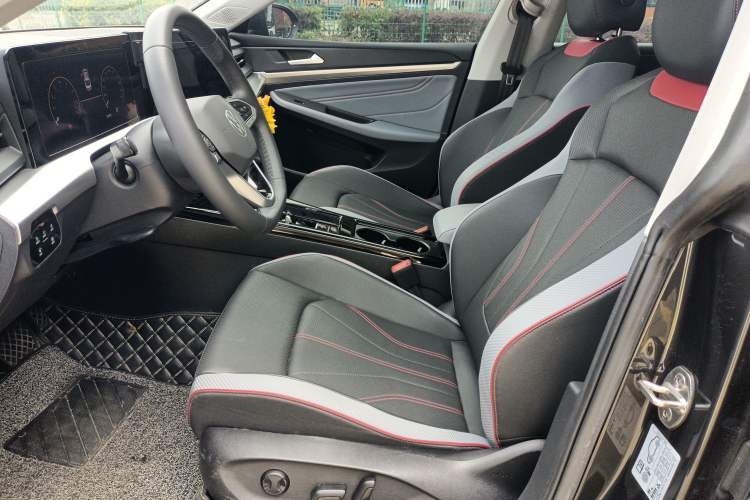Used Volkswagen Lamando 2024 Lavida L 280TSI DSG Spicy Edition Left Front Seat