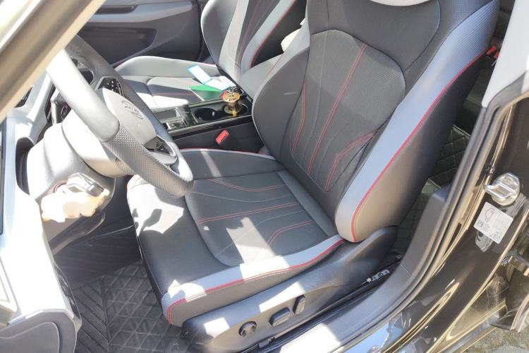 Used Volkswagen Lamando 2024 Lavida L 280TSI DSG Cool & Spicy Edition Left Front Seat