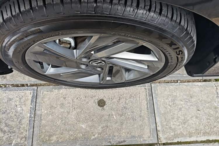 Used Volkswagen Lamando 2024 Lavida L 280TSI DSG Spicy Edition Left Front Wheel Hub