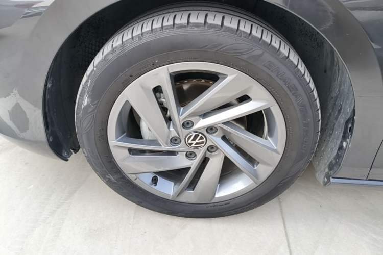 Used Volkswagen Lamando 2024 Lavida L 280TSI DSG Spicy Edition Left Front Wheel Hub