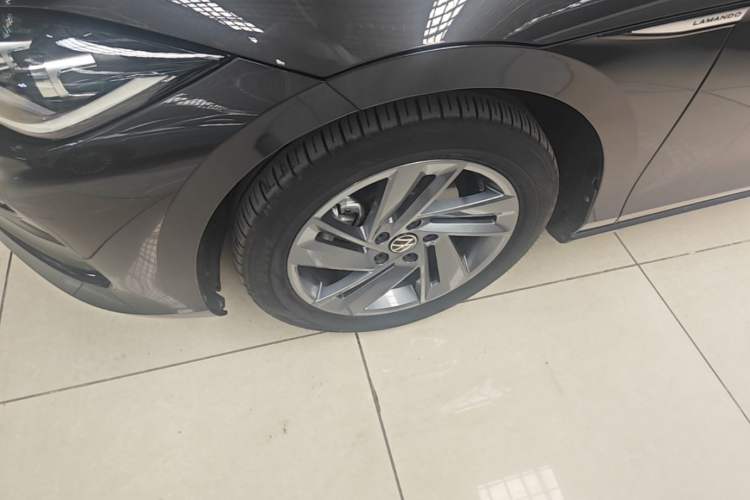 Used Volkswagen Lamando 2024 Lavida L 280TSI DSG Spicy Edition Left Front Wheel Hub