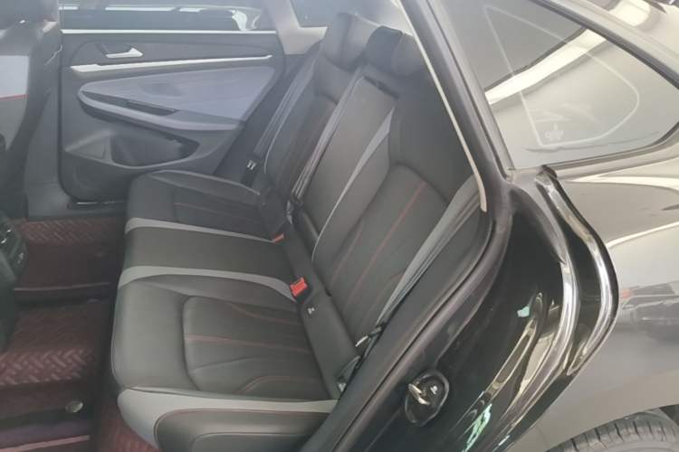 Used Volkswagen Lamando 2024 Lavida L 280TSI DSG Spicy Edition Left Rear Seat