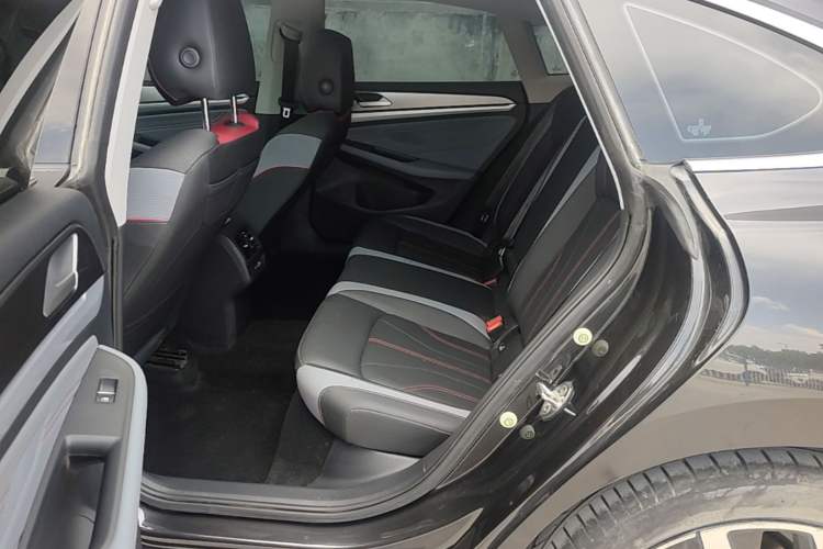 Used Volkswagen Lamando 2024 Lavida L 280TSI DSG Cool & Spicy Edition Left Rear Seat