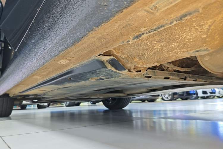 Used Volkswagen Lamando 2024 Lavida L 280TSI DSG Cool & Spicy Edition Left Side Sill