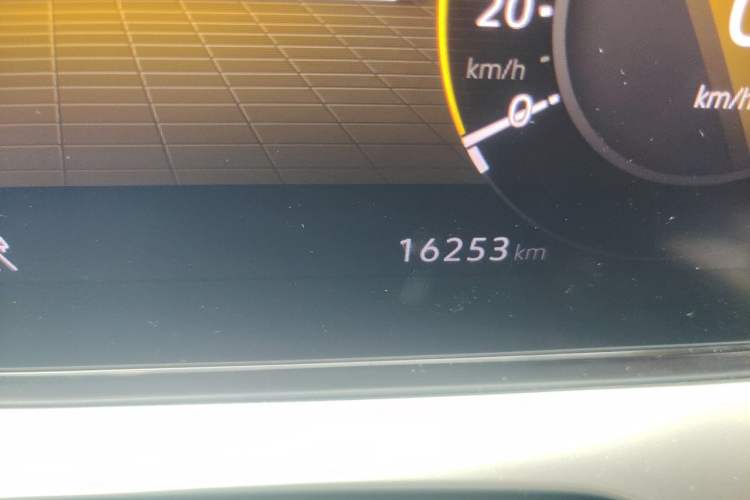 Used Volkswagen Lamando 2024 Lavida L 280TSI DSG Spicy Edition Odometer Close Up