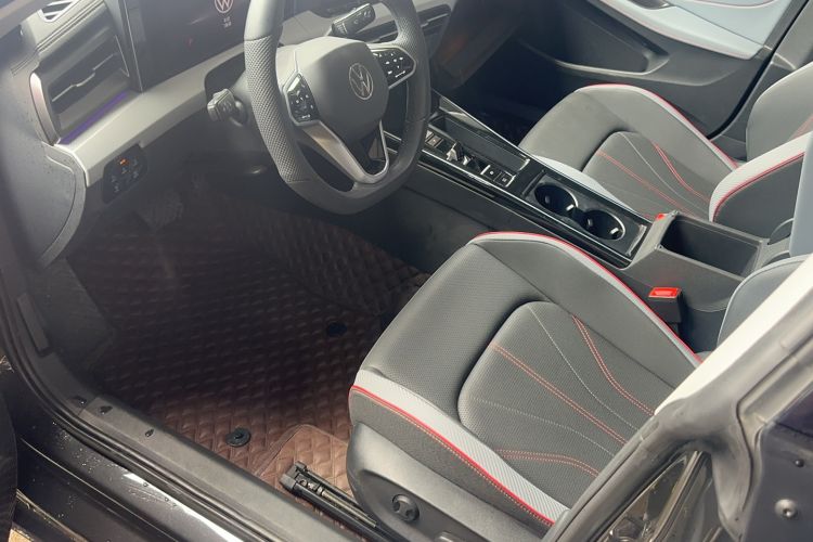 Used Volkswagen Lamando 2024 Lavida L 280TSI DSG Cool & Spicy Edition Right Front Seat