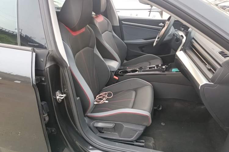 Used Volkswagen Lamando 2024 Lavida L 280TSI DSG Spicy Edition Right Front Seat