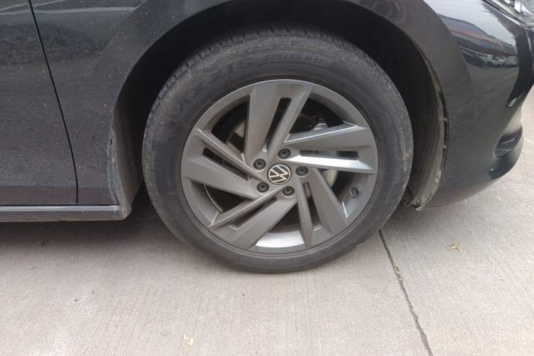 Used Volkswagen Lamando 2024 Lavida L 280TSI DSG Spicy Edition Right Front Wheel Hub