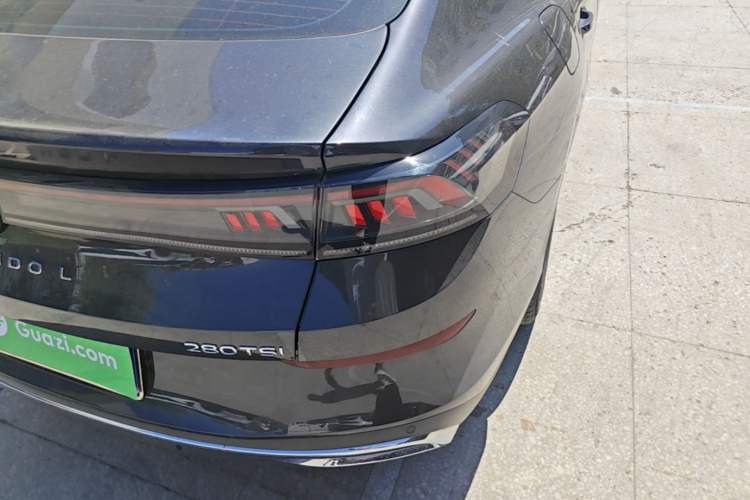 Used Volkswagen Lamando 2024 Lavida L 280TSI DSG Spicy Edition Right Rear Taillight