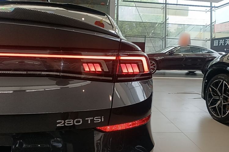 Used Volkswagen Lamando 2024 Lavida L 280TSI DSG Spicy Edition Right Rear Taillight