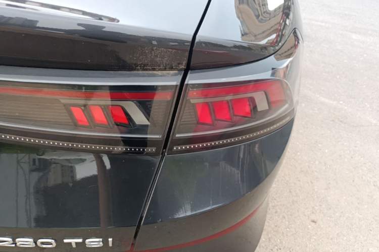 Used Volkswagen Lamando 2024 Lavida L 280TSI DSG Spicy Edition Right Rear Taillight
