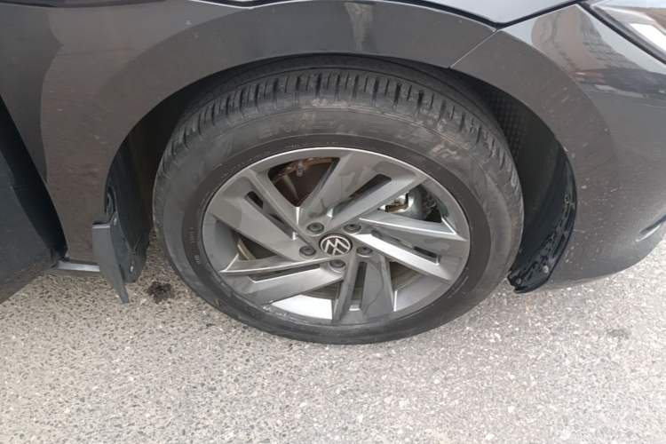 Used Volkswagen Lamando 2024 Lavida L 280TSI DSG Spicy Edition Right Rear Wheel Hub