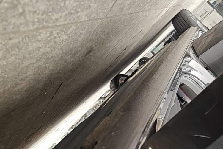 Used Volkswagen Lamando 2024 Lavida L 280TSI DSG Spicy Edition Right Side Sill