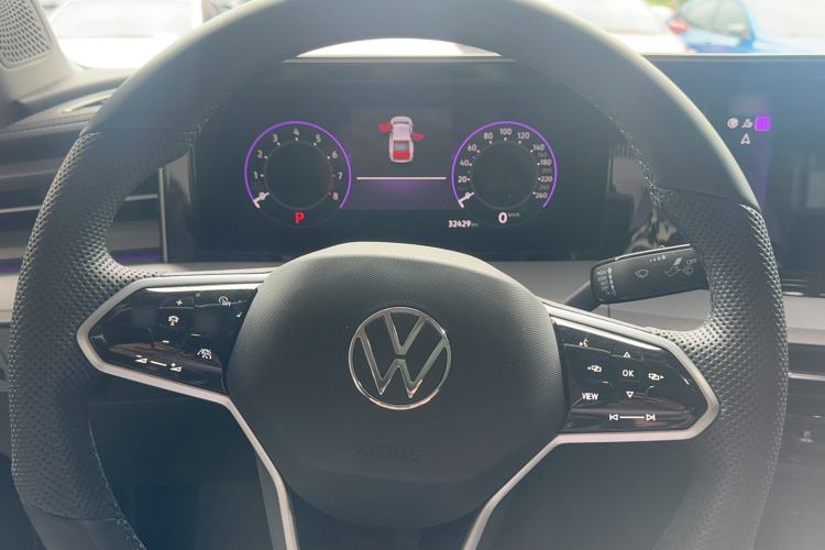 Used Volkswagen Lamando 2024 Lavida L 280TSI DSG Cool & Spicy Edition Steering Wheel