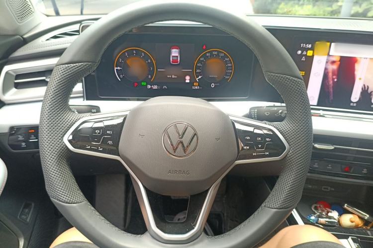 Used Volkswagen Lamando 2024 Lavida L 280TSI DSG Cool & Spicy Edition Steering Wheel