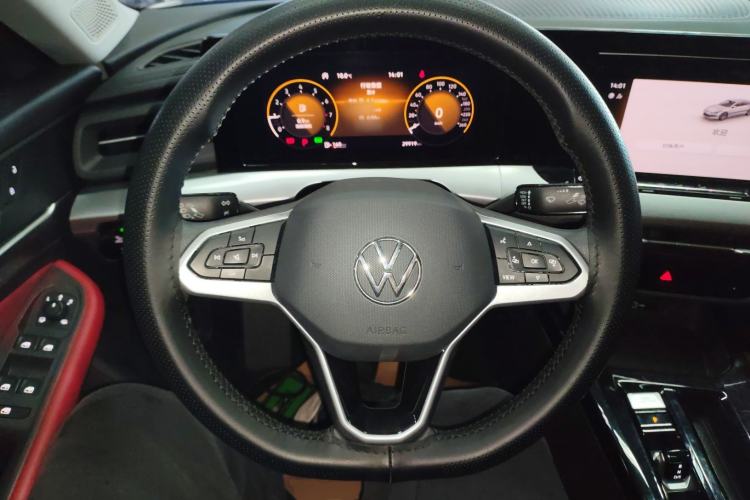 Used Volkswagen Lamando 2024 Lingdu L 200TSI DSG Trendy & Spicy Edition Steering Wheel
