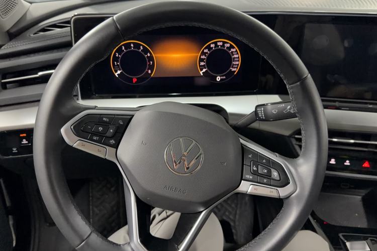 Used Volkswagen Lamando 2024 Lavida L 280TSI DSG Spicy Edition Steering Wheel