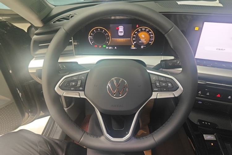Used Volkswagen Lamando 2024 Lavida L 280TSI DSG Spicy Edition Steering Wheel