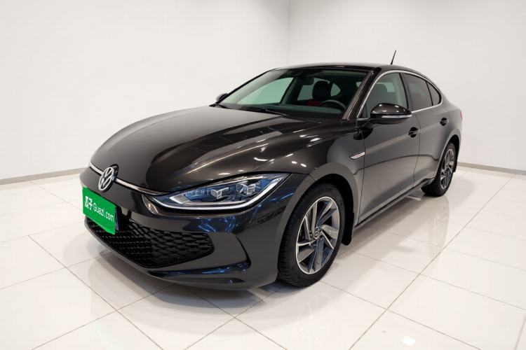 Używany Volkswagen Lamando 2024 Lingdu L 200TSI DSG Trendy & Spicy Edition Guazi used car, China used car export, Used car for sale, Used  cars, Cheapest cars for sale