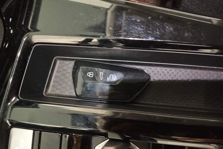 Used Volkswagen Lamando 2024 Lingdu L 200TSI DSG Trendy & Spicy Edition Vehicle Key