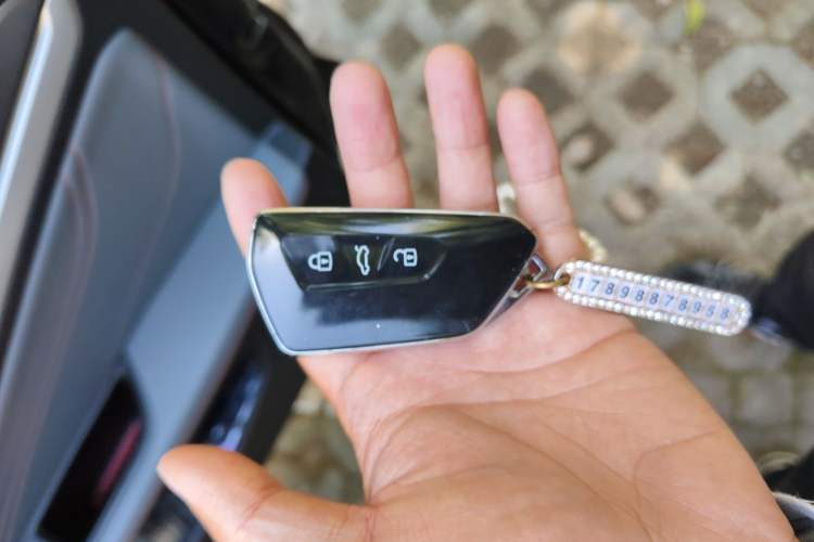 Used Volkswagen Lamando 2024 Lavida L 280TSI DSG Cool & Spicy Edition Vehicle Key