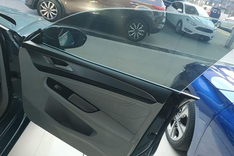 Used Volkswagen Lamando 2024 Lavida L 280TSI DSG Cool & Spicy Edition Right Front Door Interior