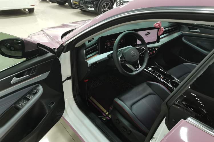 Used Volkswagen Lamando 2024 Lavida L 280TSI DSG Cool & Spicy Edition Driver Seat
