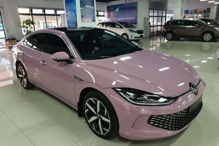 Used Volkswagen Lamando 2024 Lavida L 280TSI DSG Cool & Spicy Edition Front Right 45 Deg