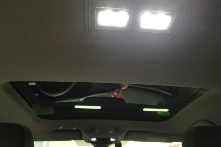 Used Volkswagen Lamando 2024 Lavida L 280TSI DSG Cool & Spicy Edition Headliner