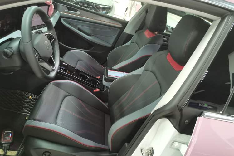 Used Volkswagen Lamando 2024 Lavida L 280TSI DSG Cool & Spicy Edition Left Front Seat