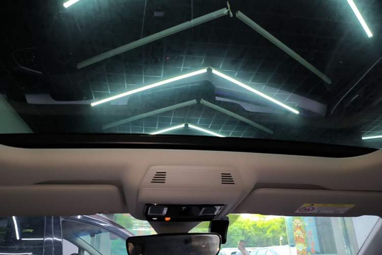 Used Volkswagen Lamando 2024 Lavida L 280TSI DSG Cool & Spicy Edition Headliner