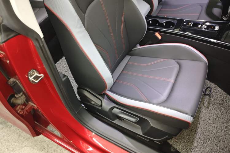 Used Volkswagen Lamando 2024 Lavida L 280TSI DSG Cool & Spicy Edition Right Front Seat