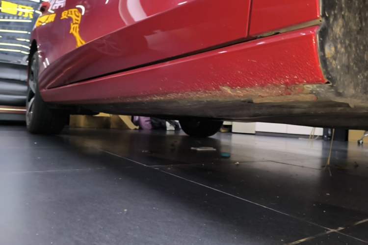Used Volkswagen Lamando 2024 Lavida L 280TSI DSG Cool & Spicy Edition Right Side Sill