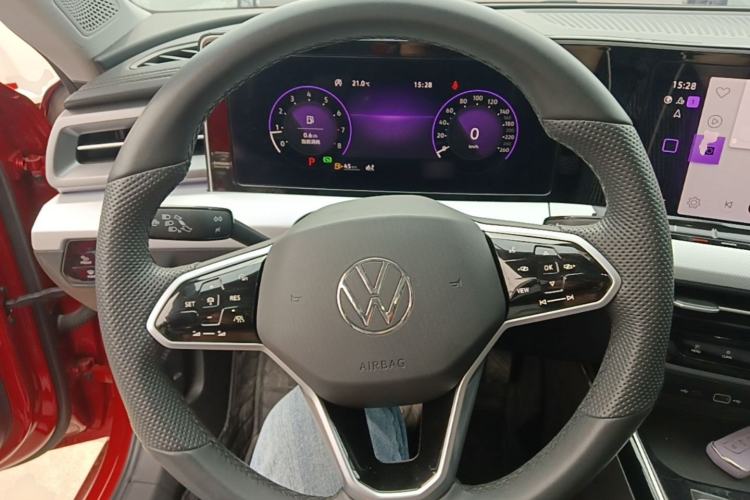 Used Volkswagen Lamando 2024 Lavida L 280TSI DSG Cool & Spicy Edition Steering Wheel